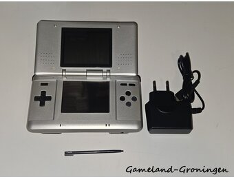 Nintendo DS Phat with Stylus & Charger (Silver)