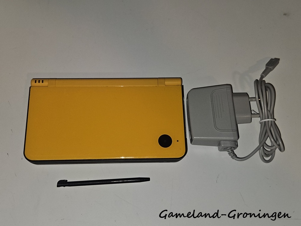 Nintendo DSi XL met Stylus & Oplader (Geel)