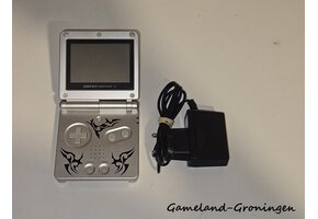 Gameboy Advance SP met Oplader (Zilver Tribal)