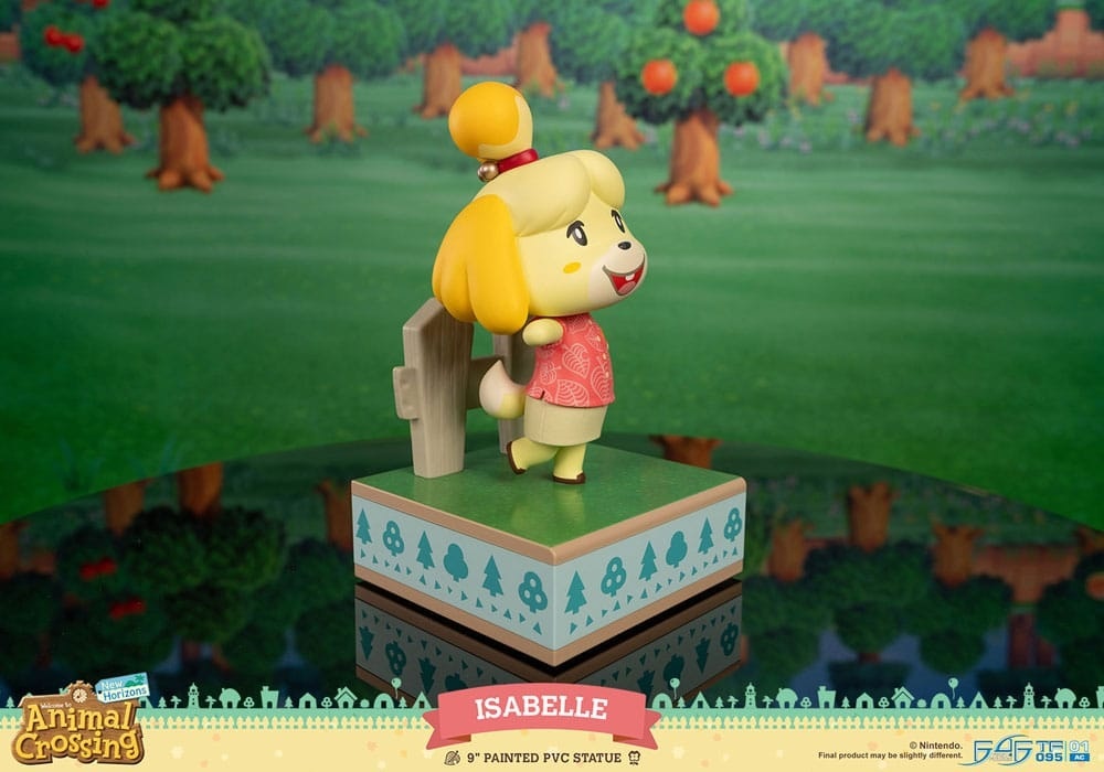 Animal Crossing New Horizons - Isabelle PVC Statue 25 cm
