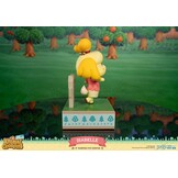 Animal Crossing New Horizons - Isabelle PVC Statue 25 cm