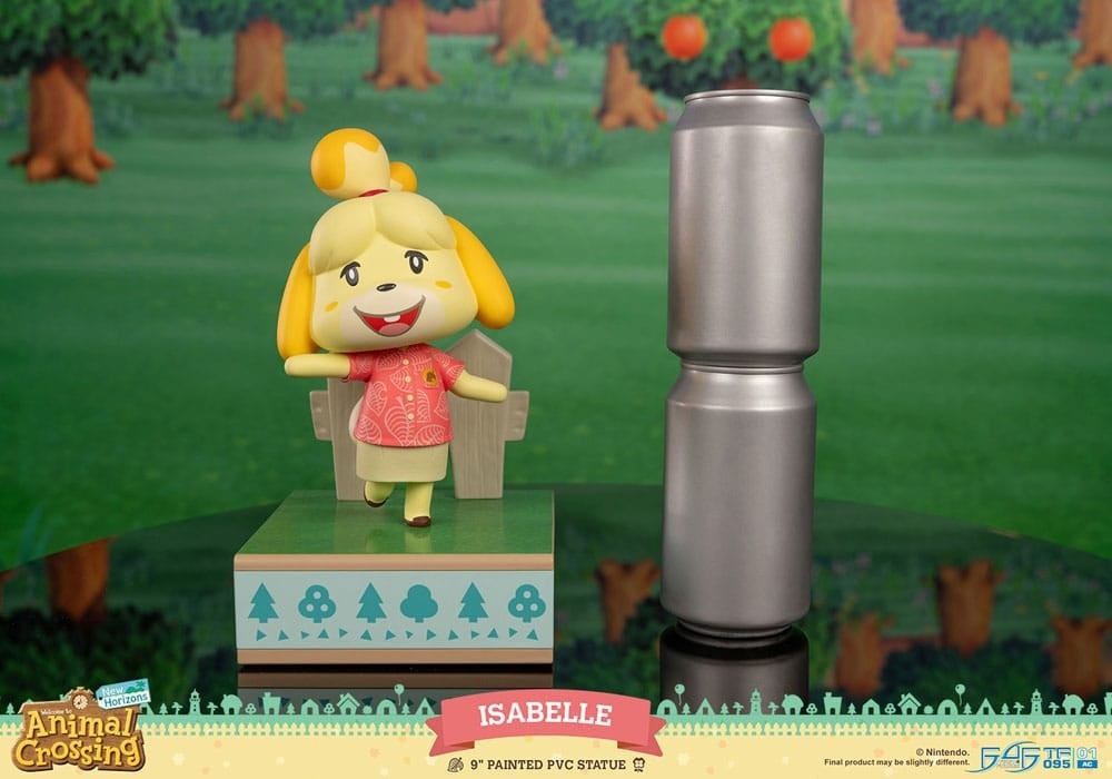 Animal Crossing New Horizons - Isabelle PVC Statue 25 cm