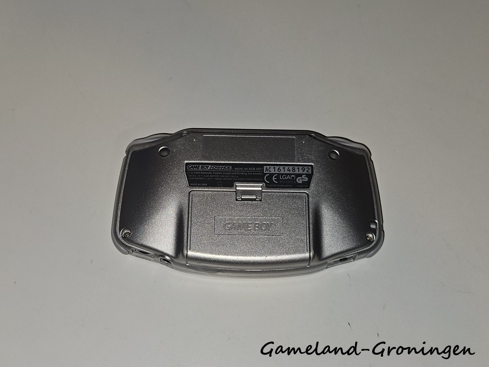 Gameboy Advance (Silver)