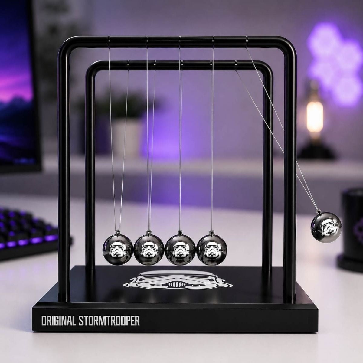 Star Wars - Stormtrooper Newton's Cradle