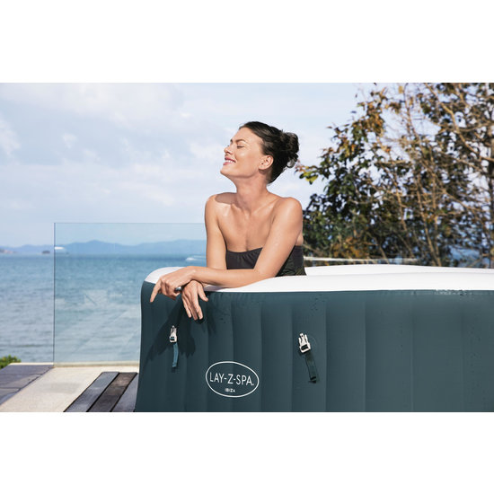 Bestway Lay-Z Spa Ibiza Bubble - 4-6 personen