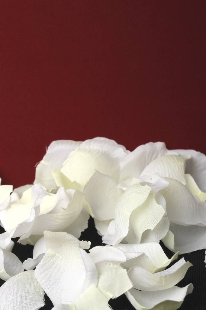 Rose petals, 50*45mm, 300 pieces per plastic bag