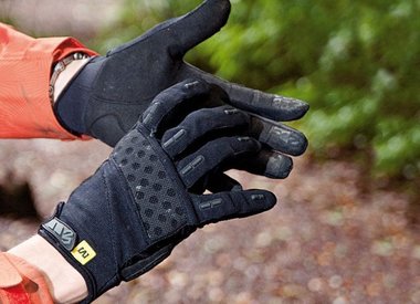 Gloves, Mitts, Overshoes and Warmers