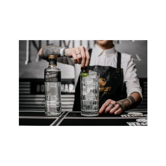 Nemiroff De Luxe Vodka 0,7L