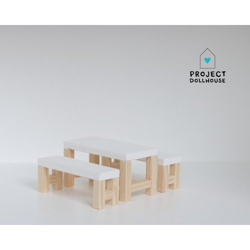 Project Dollhouse Eettafel Wit met Bankjes Project Dollhouse Eettafel Wit met Bankjes