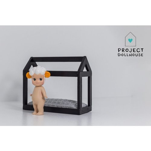 Project Dollhouse Bedhuisje Zwart Project Dollhouse Bedhuisje Zwart