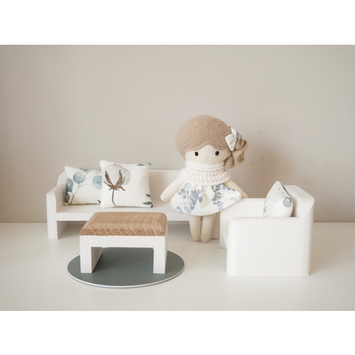 Kleine Lievelijne Poppenhuis Popje Danique Kleine Lievelijne Poppenhuis Popje Danique