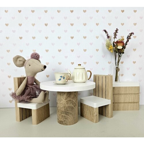 Felou Family Houses Eetkamertafel met 2 stoelen