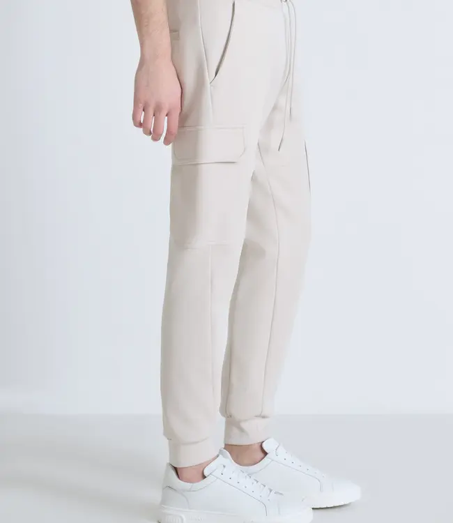 Antony Morato Antony Morato MMFP00405-FA150178 REGULAR FIT COTTON BLEND SWEATPANTS WITH RUBBERISED LOGO Paper