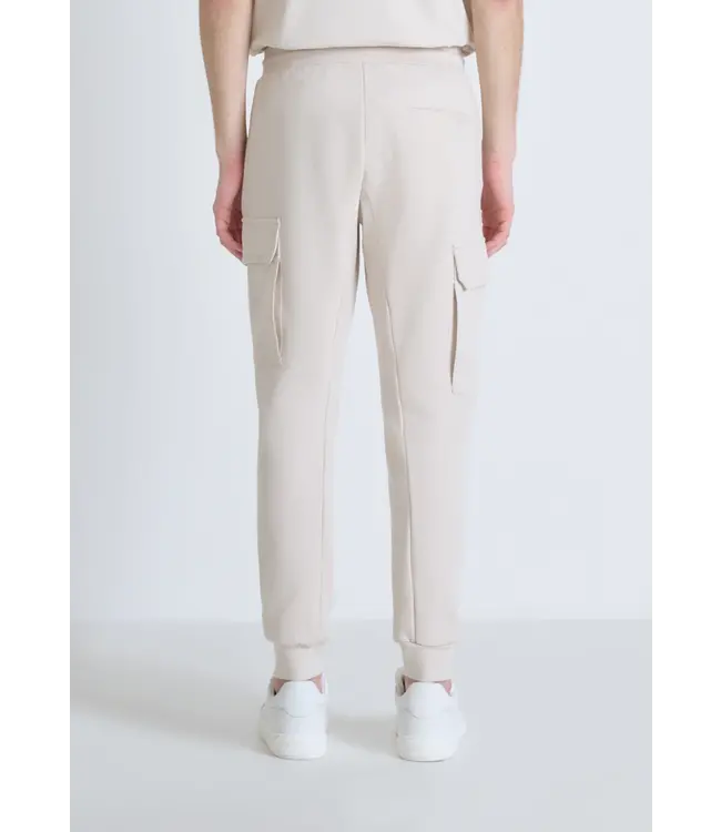 Antony Morato Antony Morato MMFP00405-FA150178 REGULAR FIT COTTON BLEND SWEATPANTS WITH RUBBERISED LOGO Paper