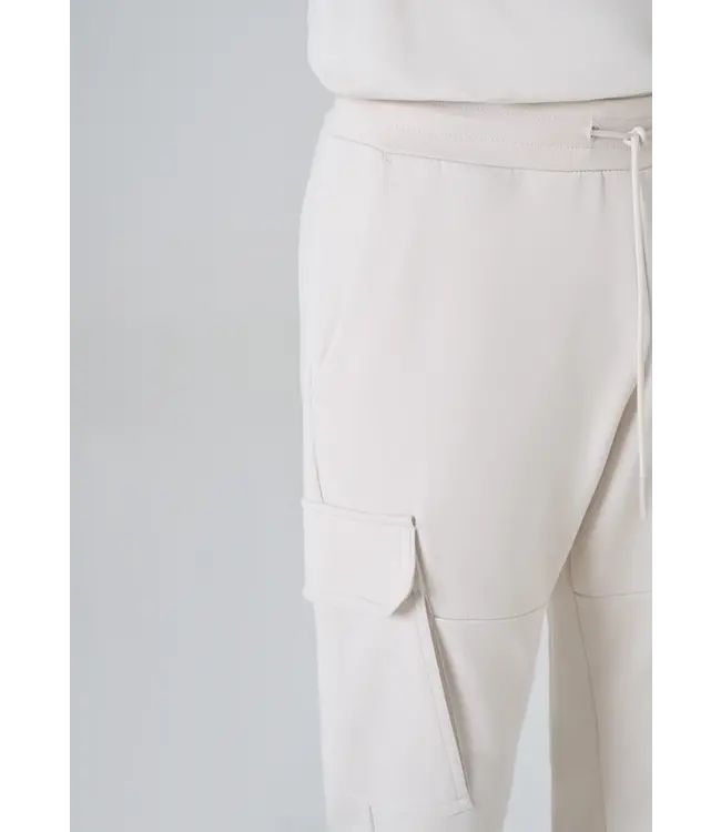 Antony Morato Antony Morato MMFP00405-FA150178 REGULAR FIT COTTON BLEND SWEATPANTS WITH RUBBERISED LOGO Paper