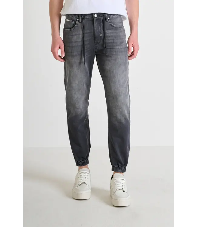 Antony Morato Antony Morato MMDT00290-FA750566 JAKE SKINNY CROPPED FIT IN BLACK DENIM - Cropped Fit