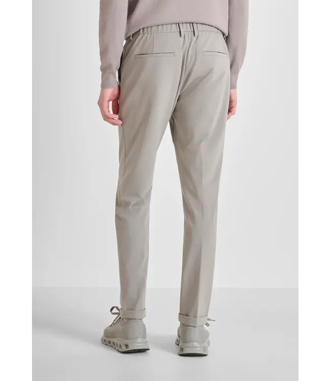 Antony Morato Antony Morato MMTS00059-FA600300 TROUSERS RAD IN BI-STRETCH FABRIC TECHNO HANDFEEL Clay - Slim Ankle Length