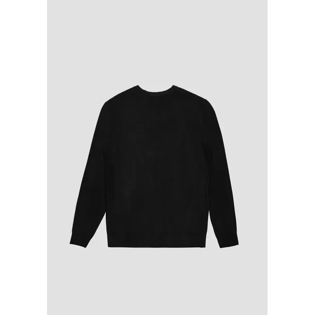 Antony Morato Antony Morato MMSW01439-YA500002 VISCOSE BLEND JERSEY WITH LOGO PATCH Black - Slim Fit