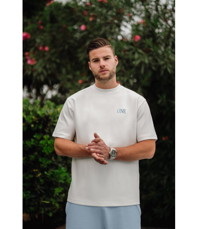 ØNE First Movers ØNE First Movers Blue Berry Flower Tee Off White - Oversized Fit