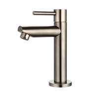 Fonteinkraan rond Gun Metal