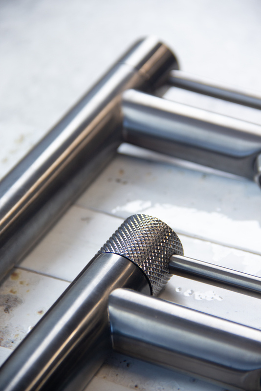 Maximo Design Gun Metal
