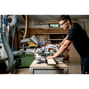 Metabo Metabo KGS 18 LTX BL 254 accu afkortzaag - Ø254 mm - 1x 18V, 4.0 Ah accu + lader - 614254920 - 4