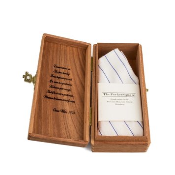 THEPOCKETSQUARE by Gentleman´s Agreement Einstecktuch aus Dupionseide | THEPOCKETSQUARE weiß blau gestreift