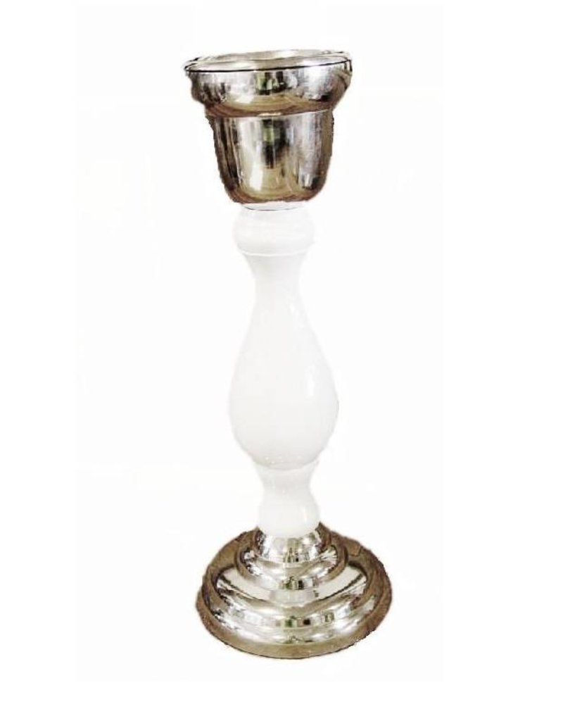 Robust classic candlestick white with silver