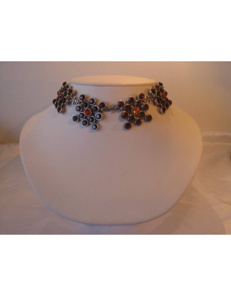 Bijou Gio Design™ HW0708 C16 Brown Square Necklace