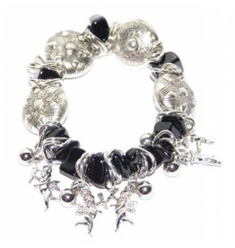 Bracelet with black and silver beads