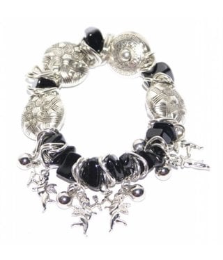 Bracelet with black and silver beads
