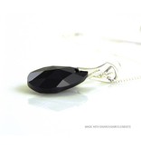 Bijou Gio Design™ Zilveren Ketting met Swarovski Elements Pear-Shaped "Jet"