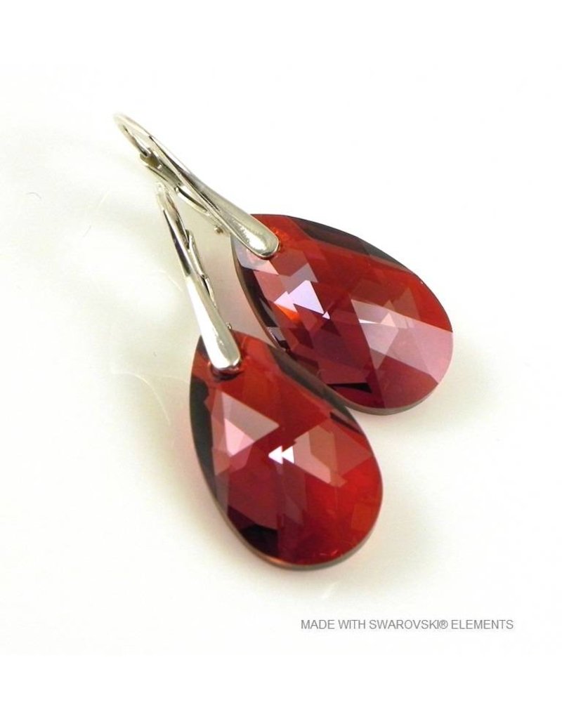 Bijou Gio Design™ Zilveren Oorbellen met Swarovski Elements Pear-Shaped "Red Magma"