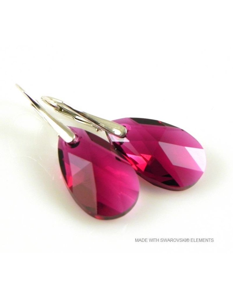 Bijou Gio Design™ Zilveren Oorbellen met Swarovski Elements Pear-Shaped "Ruby"