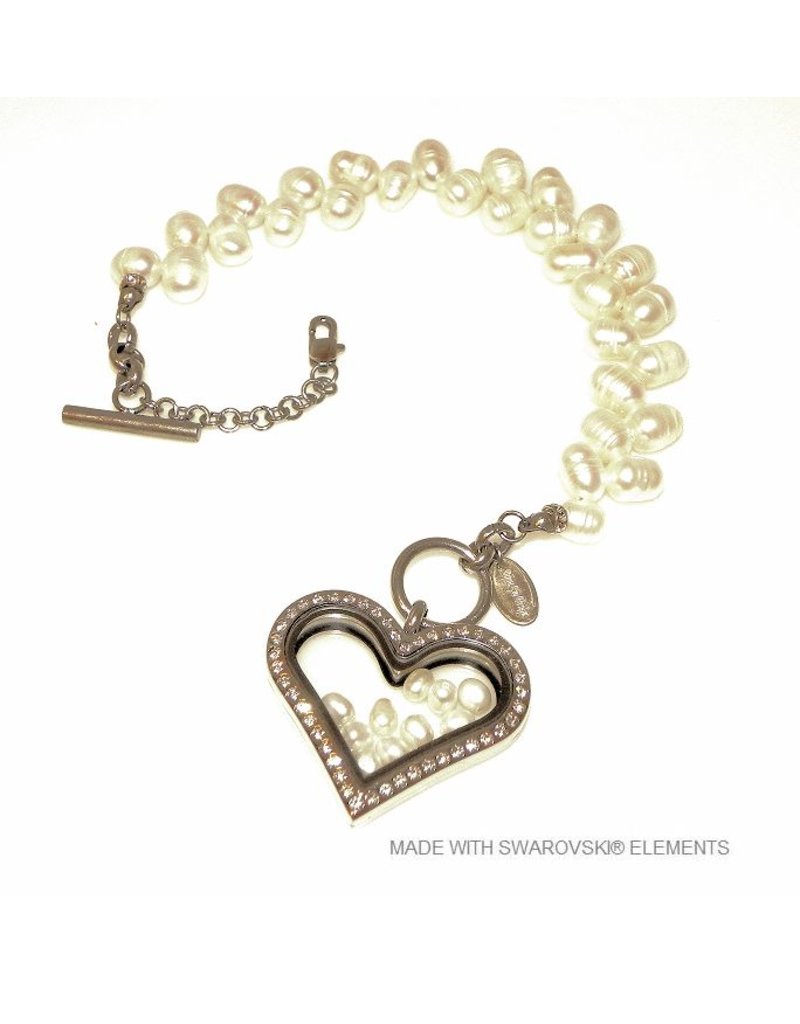 Bijou Gio Design™ Parelarmband met RVS glazen hart medaillon en mini zoetwaterparels