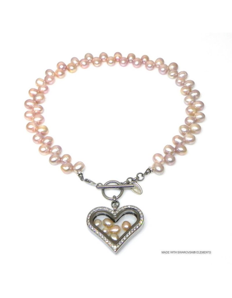 Bijou Gio Design™ Parelcollier met RVS glazen hart medaillon en mini zoetwaterparels