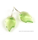 Bijou Gio Design™ Zilveren Oorbellen met Swarovski Elements Leaf "Peridot"