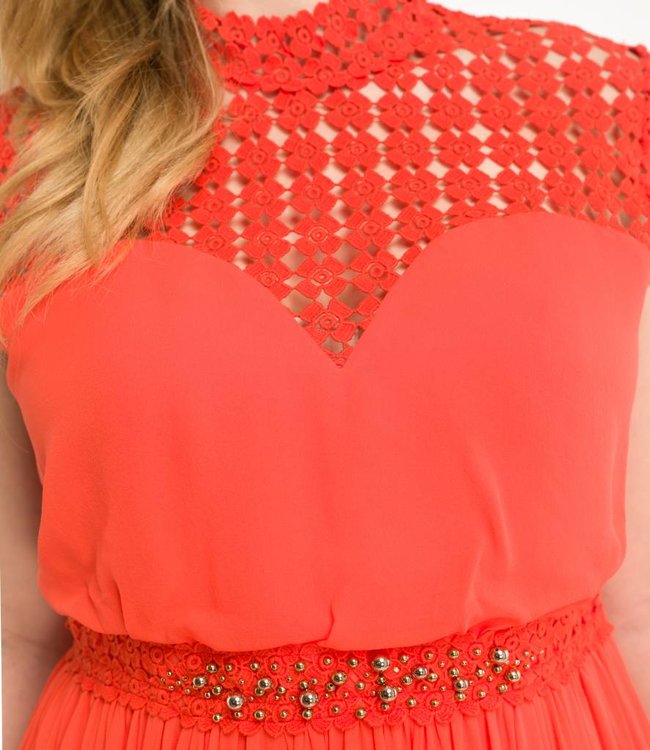 NISSA Coral silk dress with lace detail