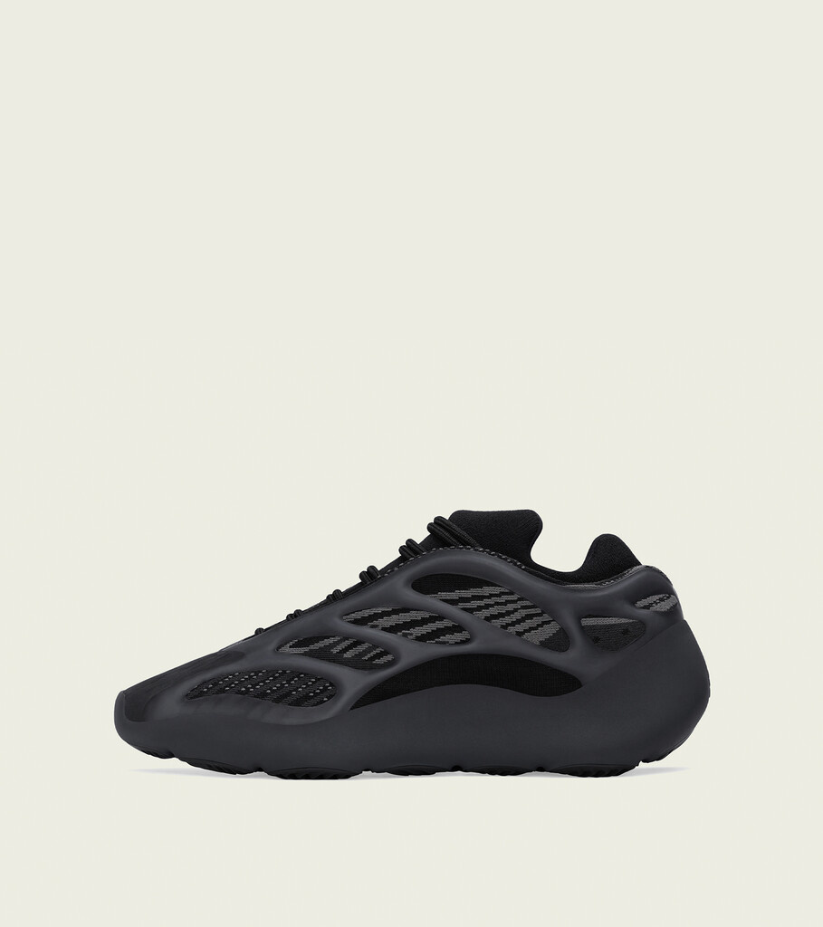 tike yeezy 700