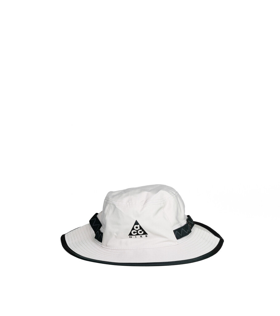 nike bucket hat with string