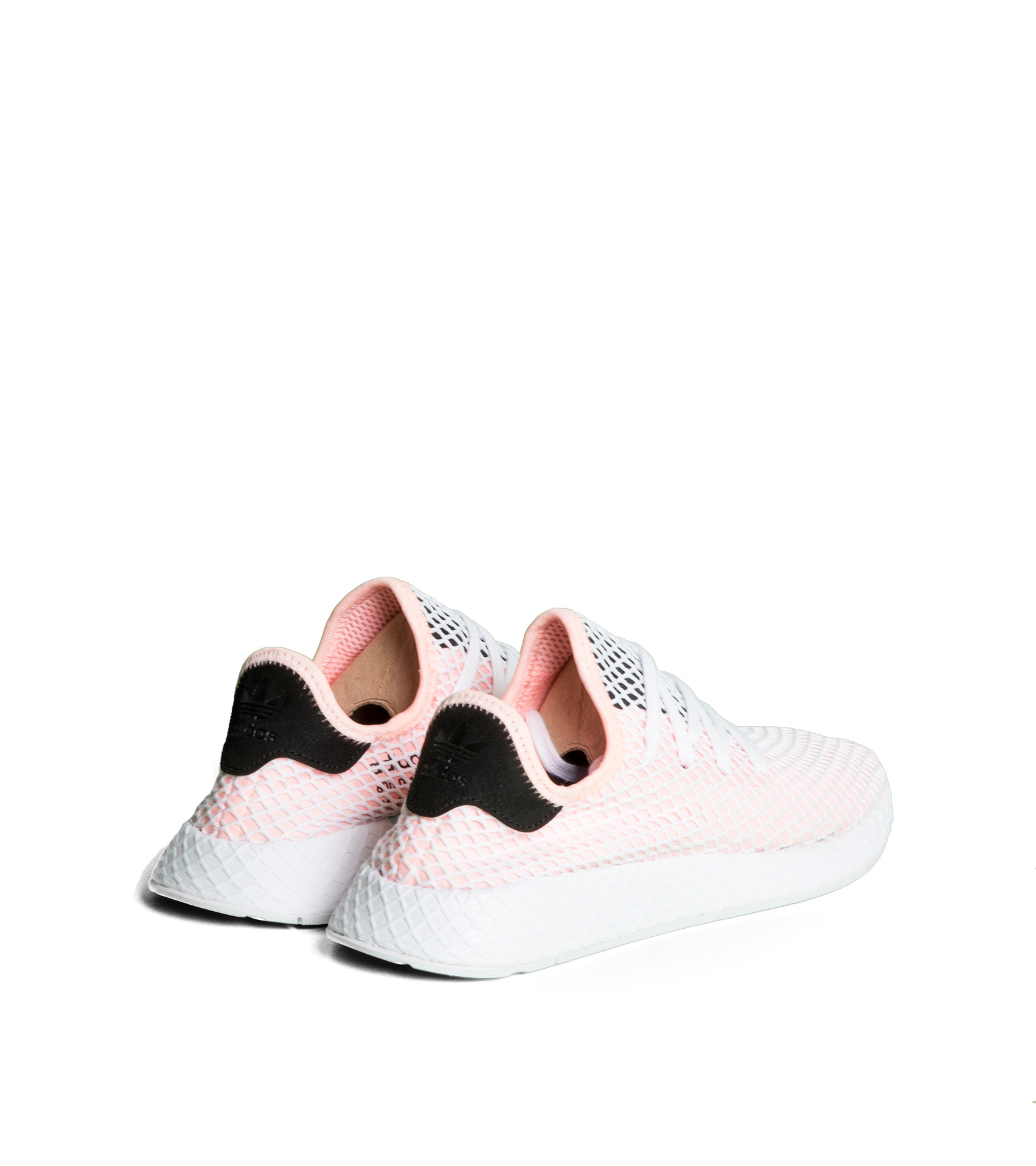 black deerupt runner