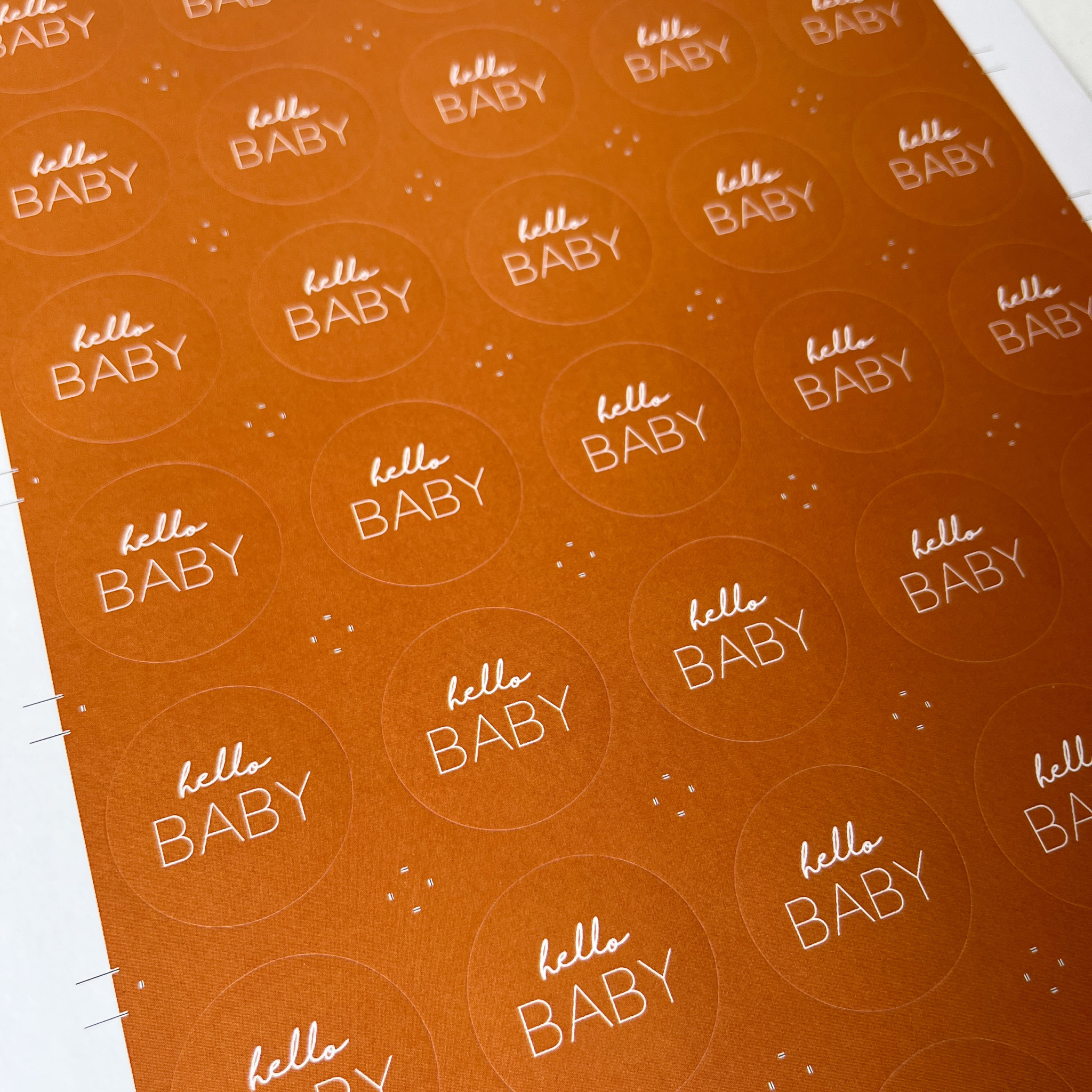 Sluitsticker Hello Baby Terra FestLab sluitsticker-hello-baby-terra-festlab