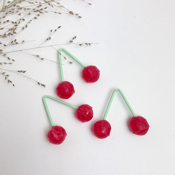 Kersen lolly