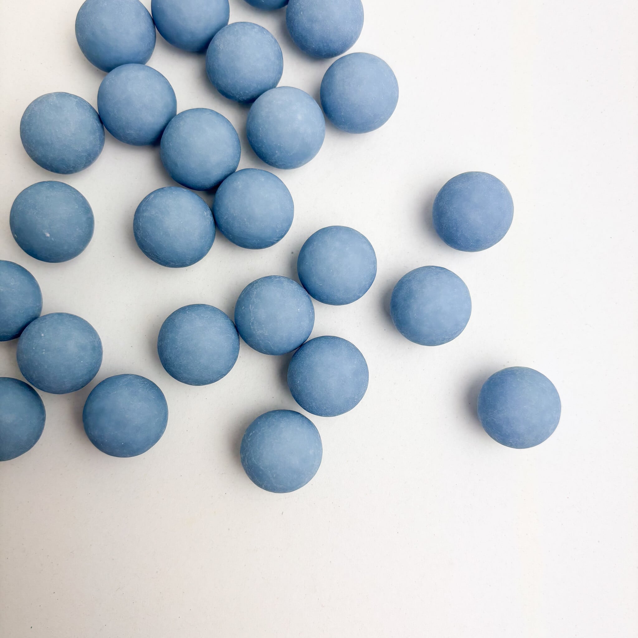 Praliné balletjes ijsblauw-1