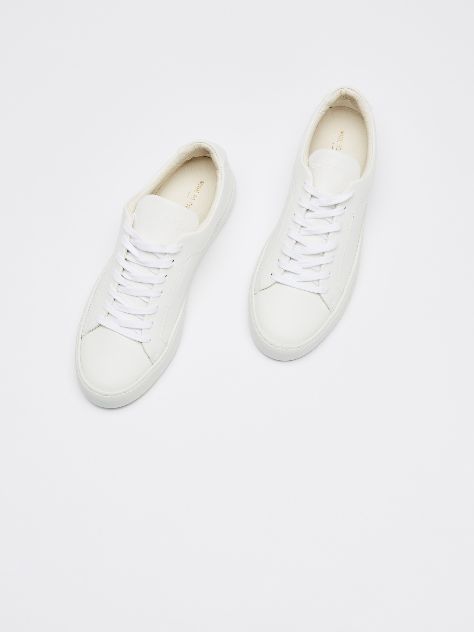 Laced Sneaker #gràcia white star - NINE TO FIVE