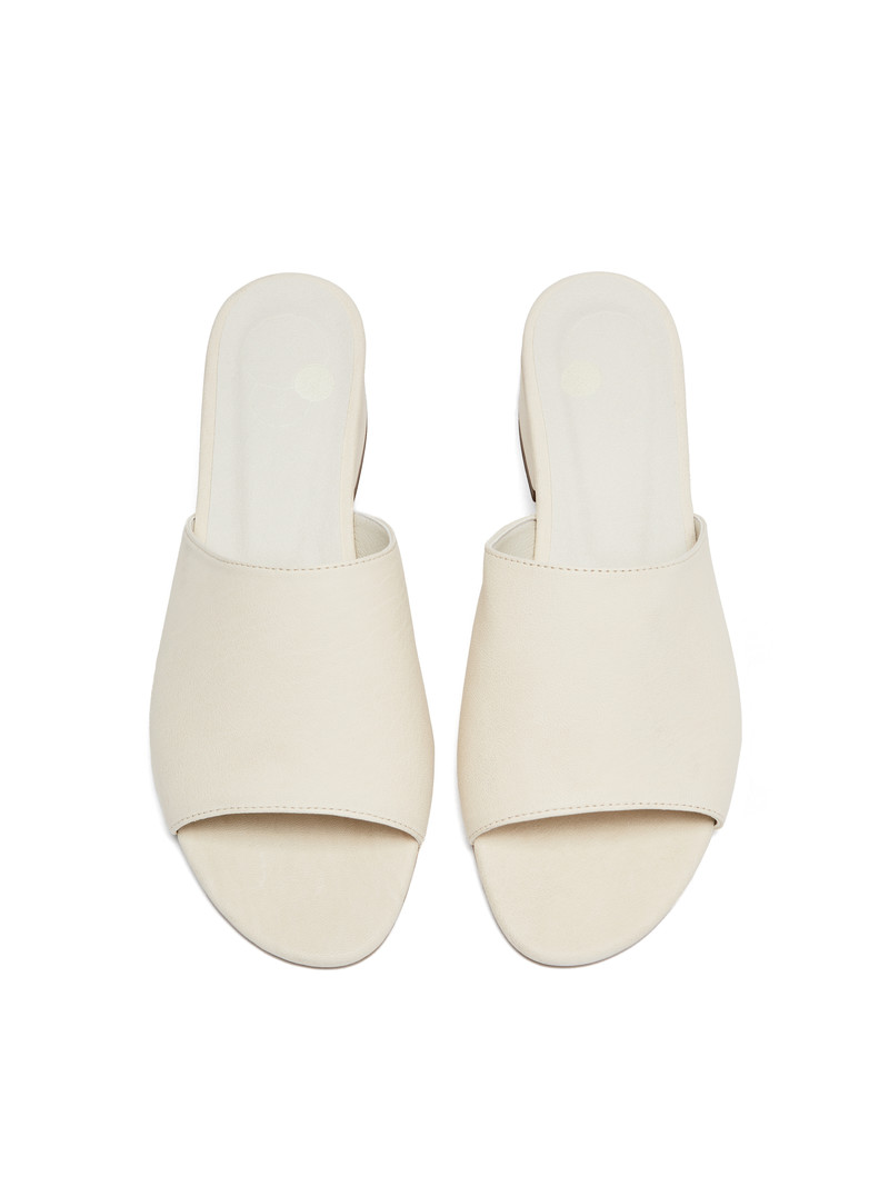 Mule Slides #maia off white