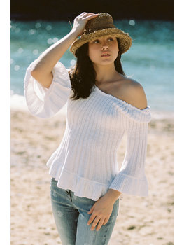 Isla Ibiza Bonita Knitted Jumper Lola – White