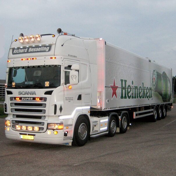 Zonneklep type 1-A voor Scania R-serie met Topline cabine