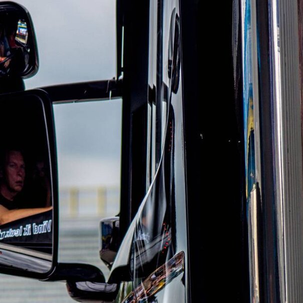 Scania spiegel met LED richtingaanwijzer