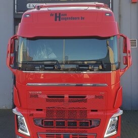 Volvo FH4  Complete Sun Visor Type 3	 Forward Collision